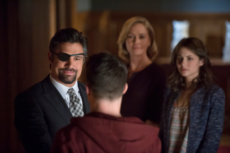 Illustration for article titled Arrow's best episode ever is both a tragedy and a comedy